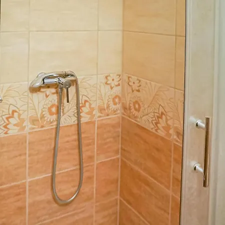 דירה Beautiful In W/ Wifi And 2 Bedrooms *